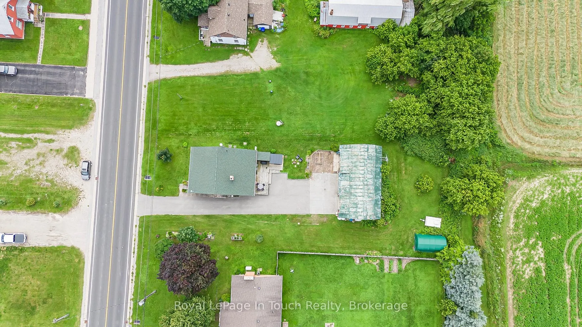 Photo 29 of 290 Lafontaine Road W, Tiny, Rural Tiny — HOMEH