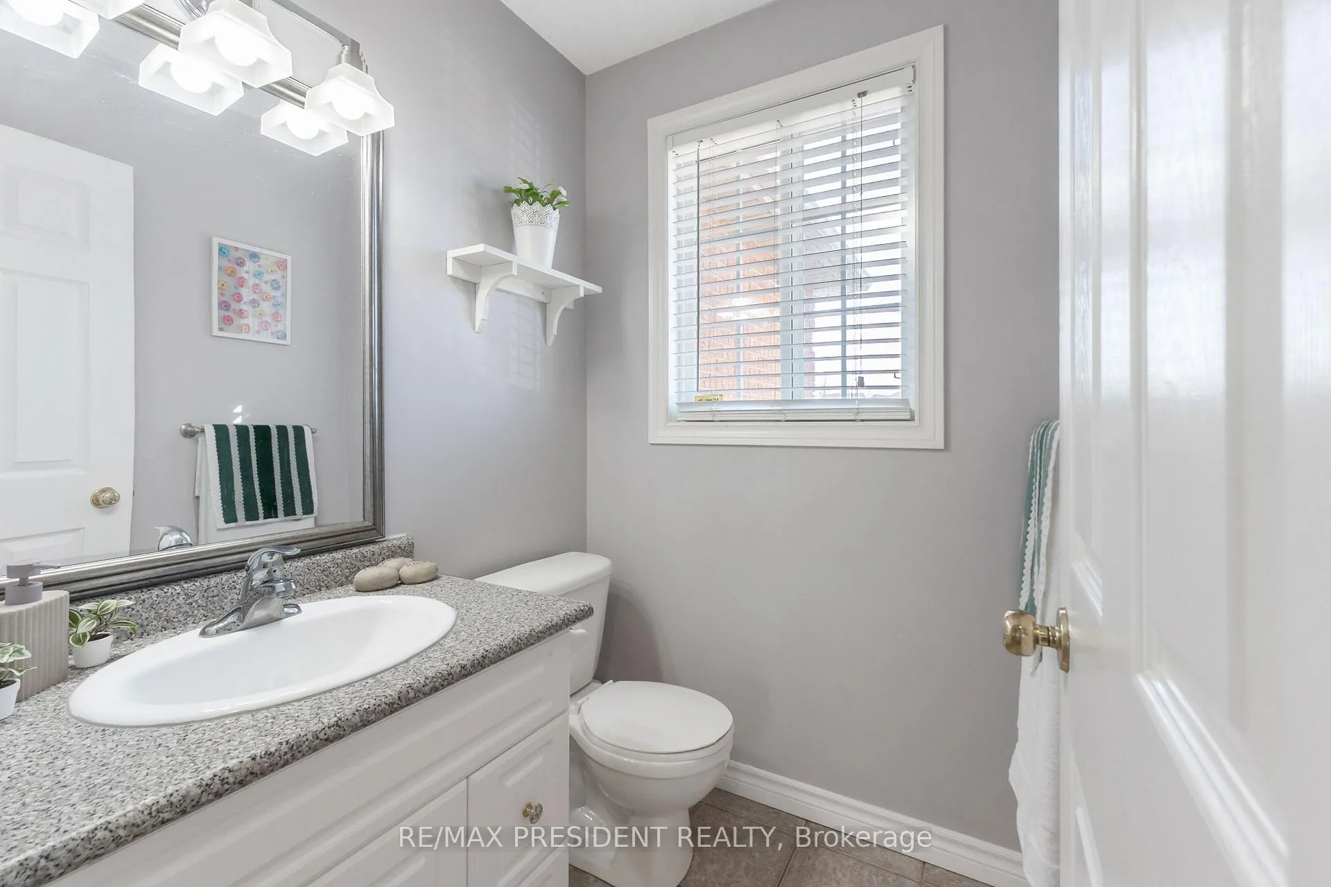 Photo 5 of 68 Wheatland Drive, Cambridge — HOMEH