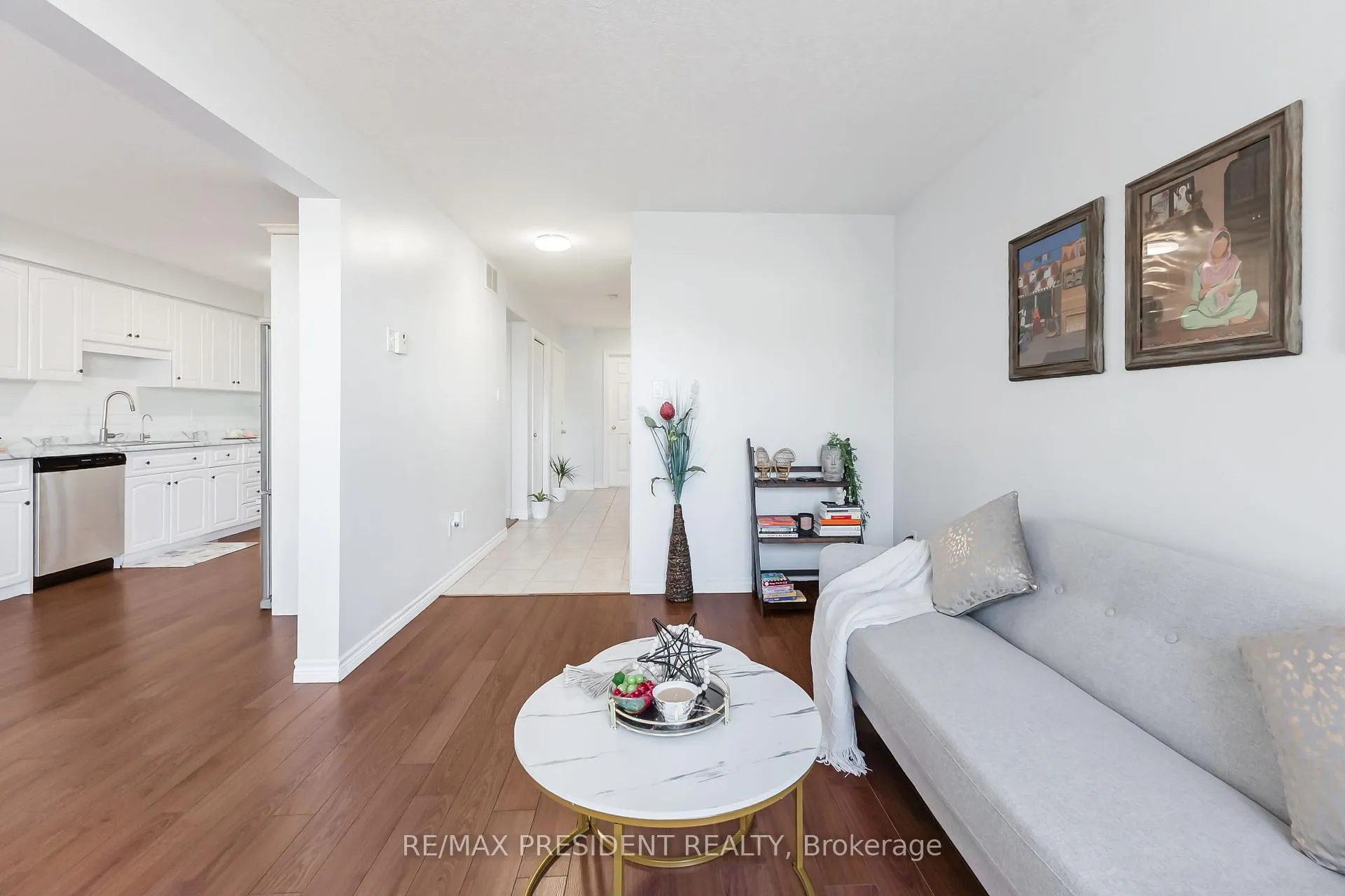 Photo 14 of 68 Wheatland Drive, Cambridge — HOMEH