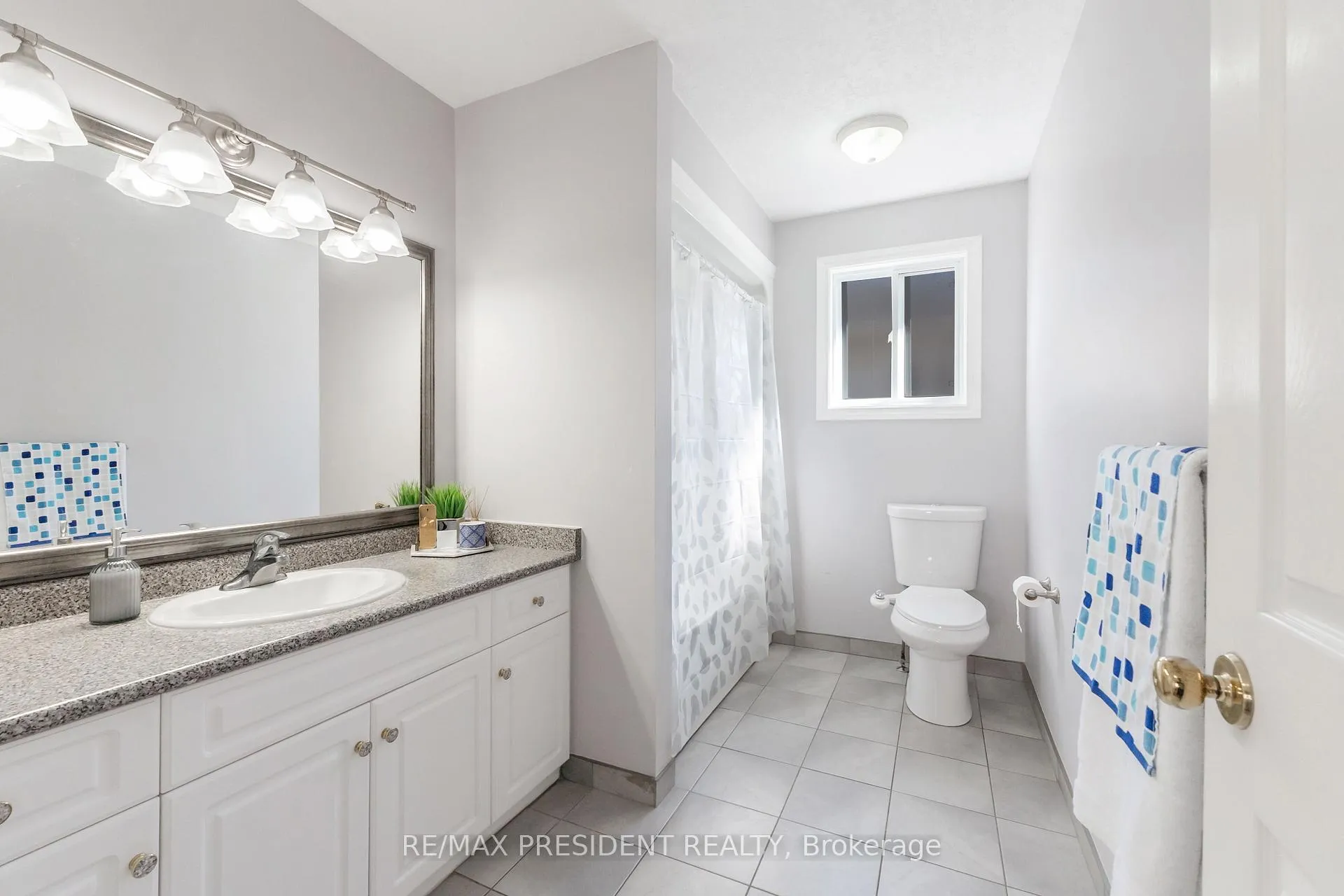 Photo 19 of 68 Wheatland Drive, Cambridge — HOMEH