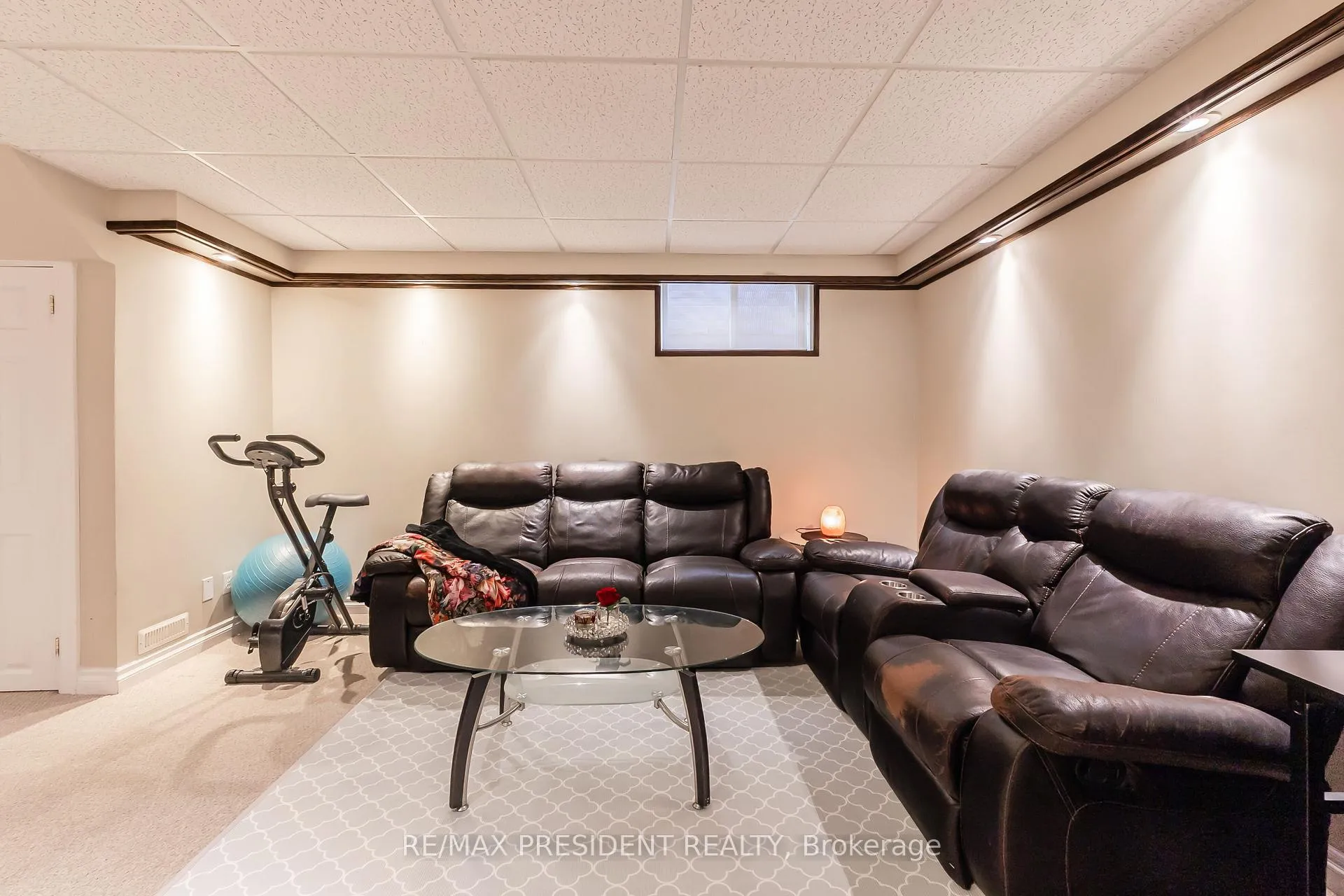 Photo 26 of 68 Wheatland Drive, Cambridge — HOMEH