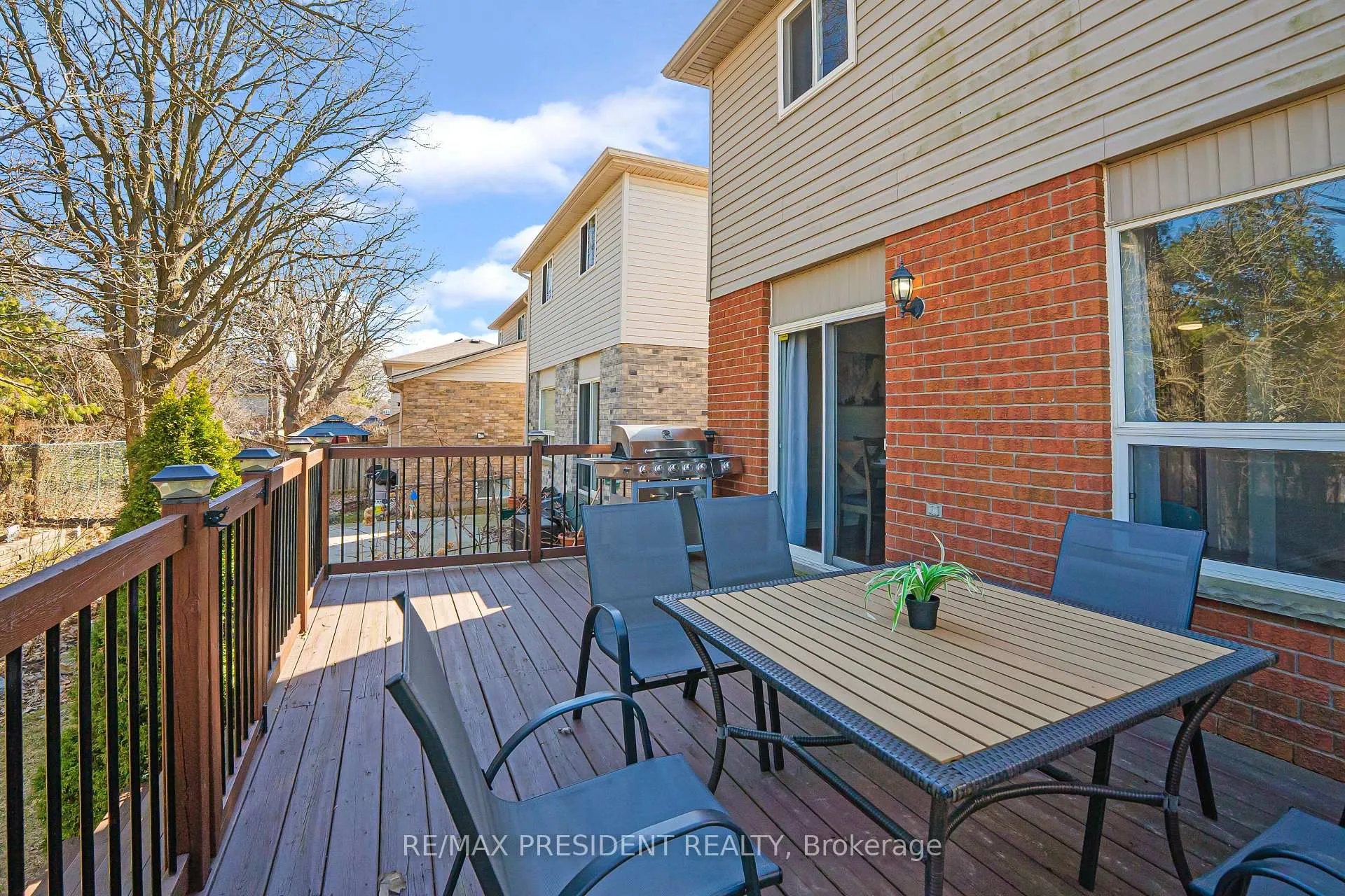 Photo 31 of 68 Wheatland Drive, Cambridge — HOMEH
