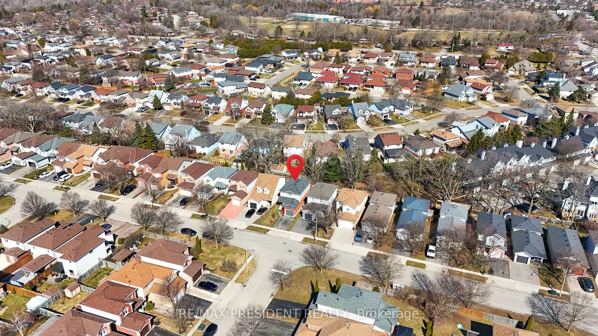 Photo 37 of 68 Wheatland Drive, Cambridge — HOMEH