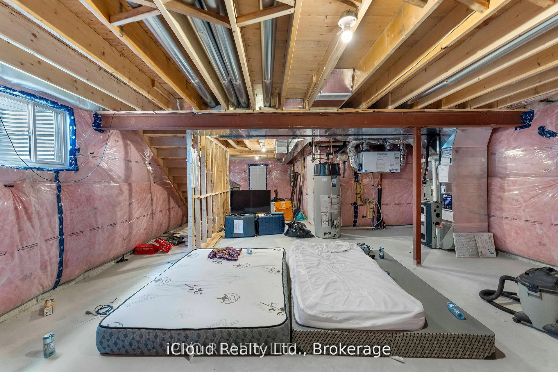 Photo 16 of 162 Dempsey Drive, Stratford — HOMEH