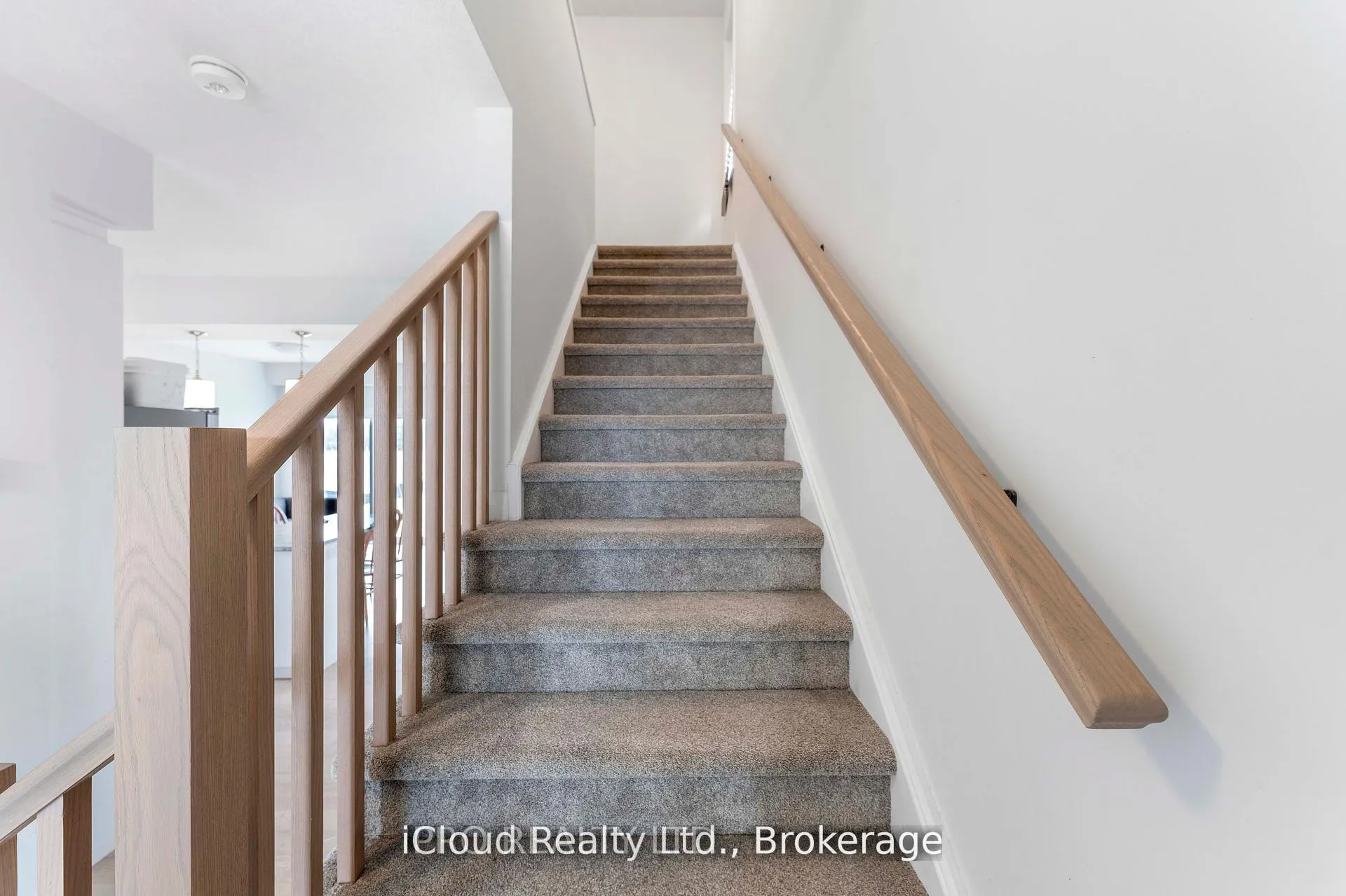 Photo 24 of 162 Dempsey Drive, Stratford — HOMEH