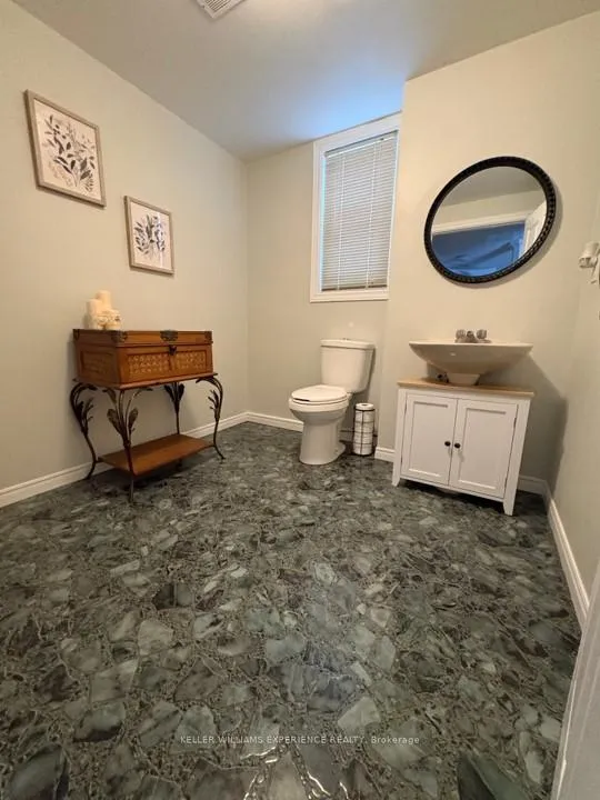 Photo 8 of 12 Riverdale Drive, Wasaga Beach — HOMEH