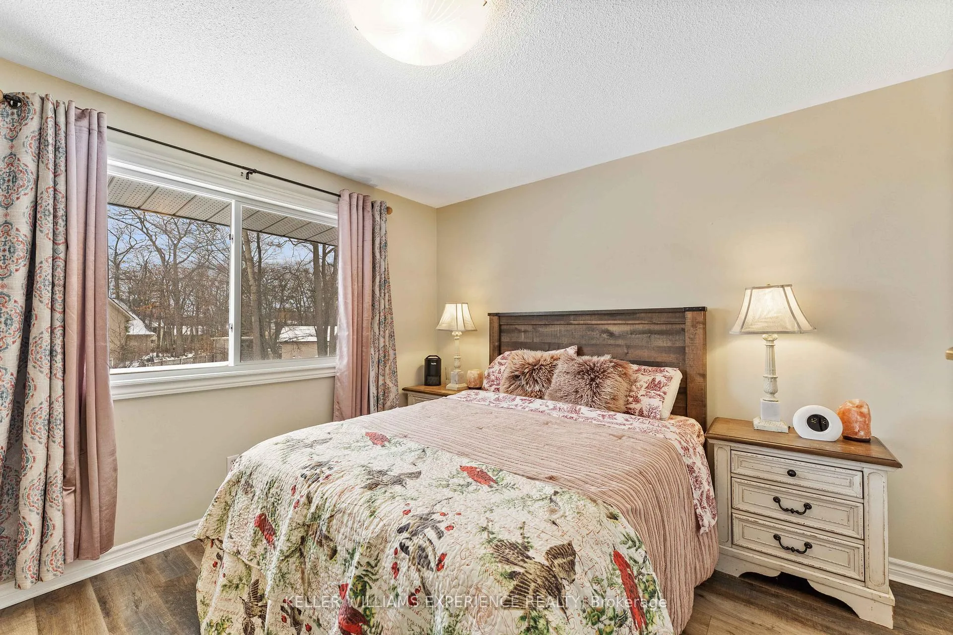 Photo 14 of 12 Riverdale Drive, Wasaga Beach — HOMEH