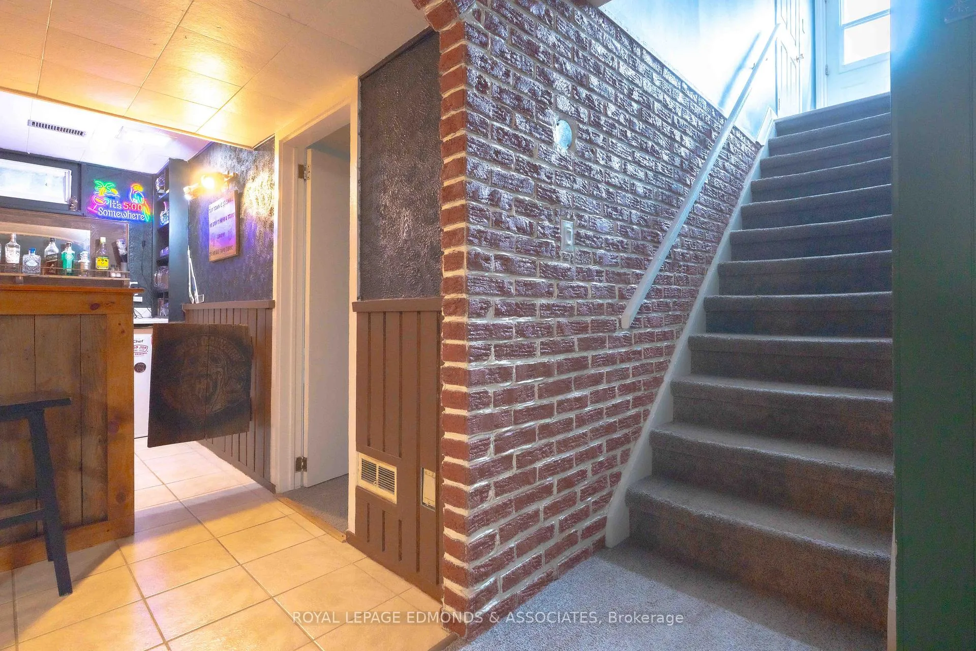 Photo 21 of 22 John Street, Petawawa — HOMEH