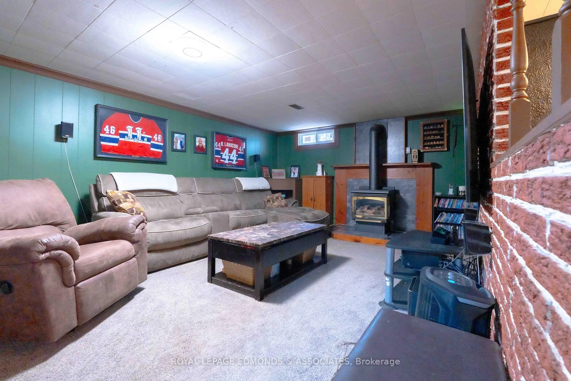 Photo 23 of 22 John Street, Petawawa — HOMEH