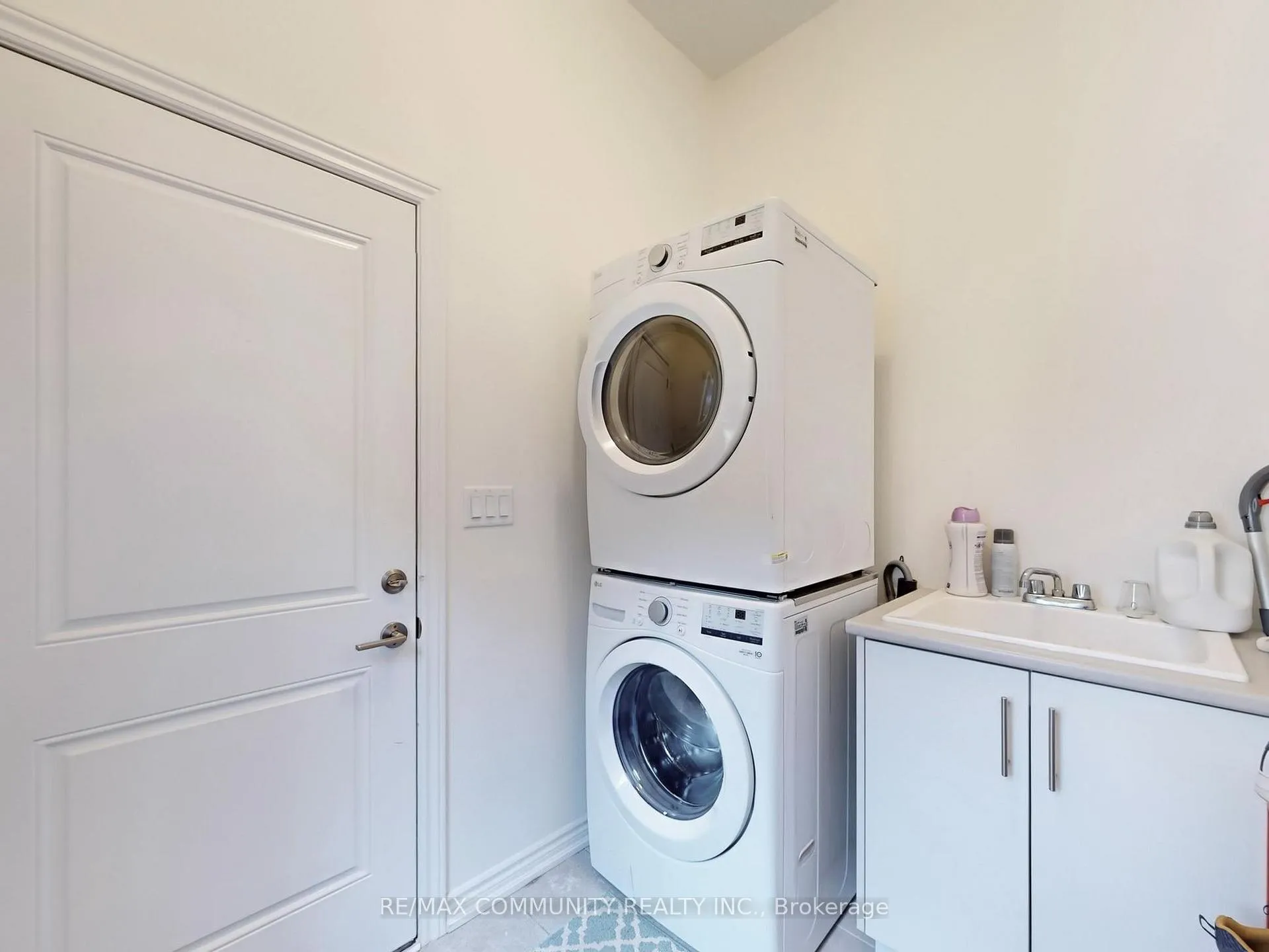 Photo 20 of 474 Twin Streams Road, Whitby, Rural Whitby — HOMEH
