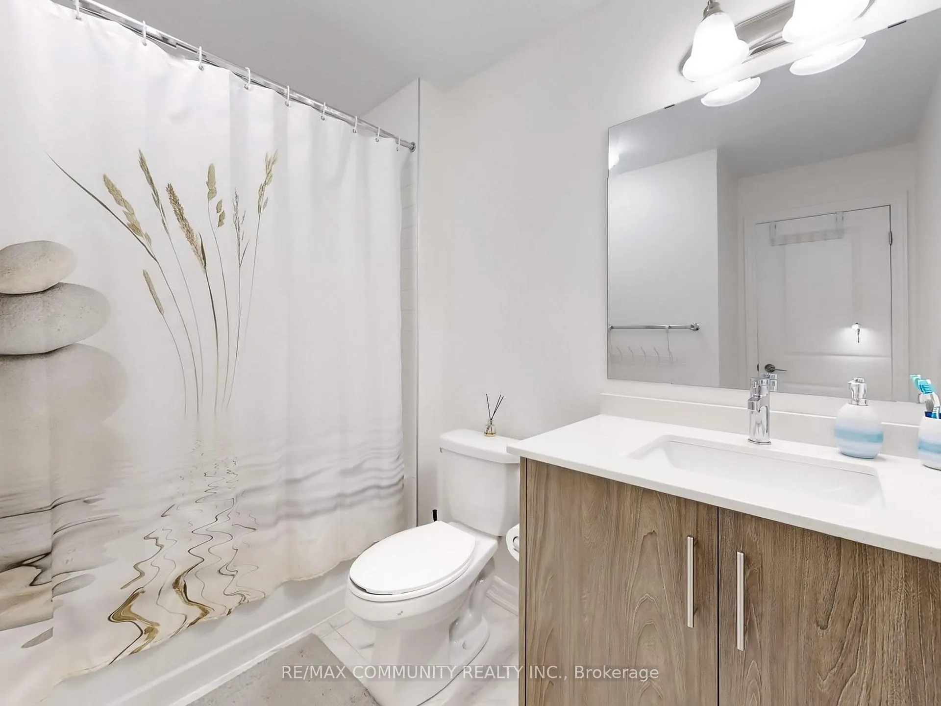 Photo 40 of 474 Twin Streams Road, Whitby, Rural Whitby — HOMEH