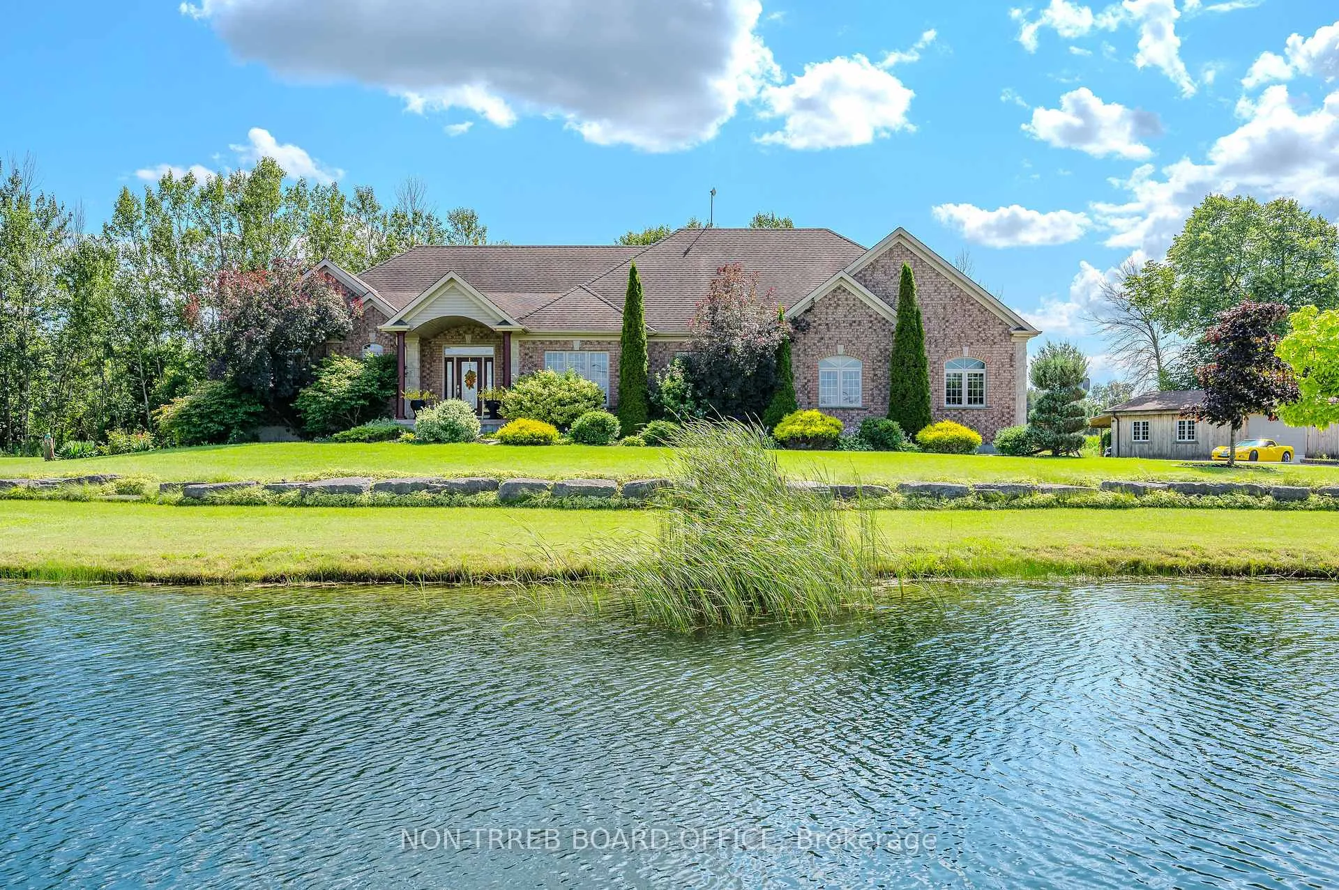 Front of 5946 Wellington Rd 86