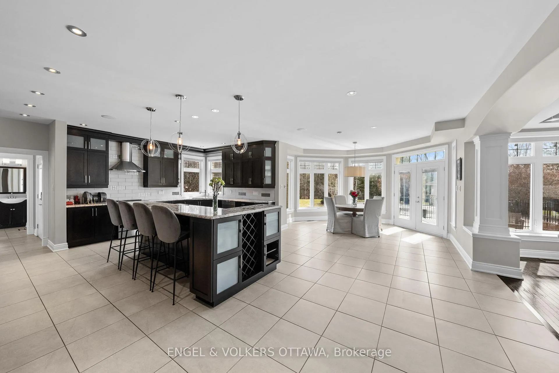 Photo 6 of 5796 Longhearth Way, Ottawa, Manotick East to Manotick Station — HOMEH