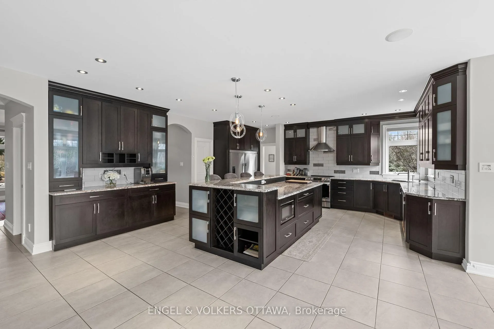 Photo 7 of 5796 Longhearth Way, Ottawa, Manotick East to Manotick Station — HOMEH
