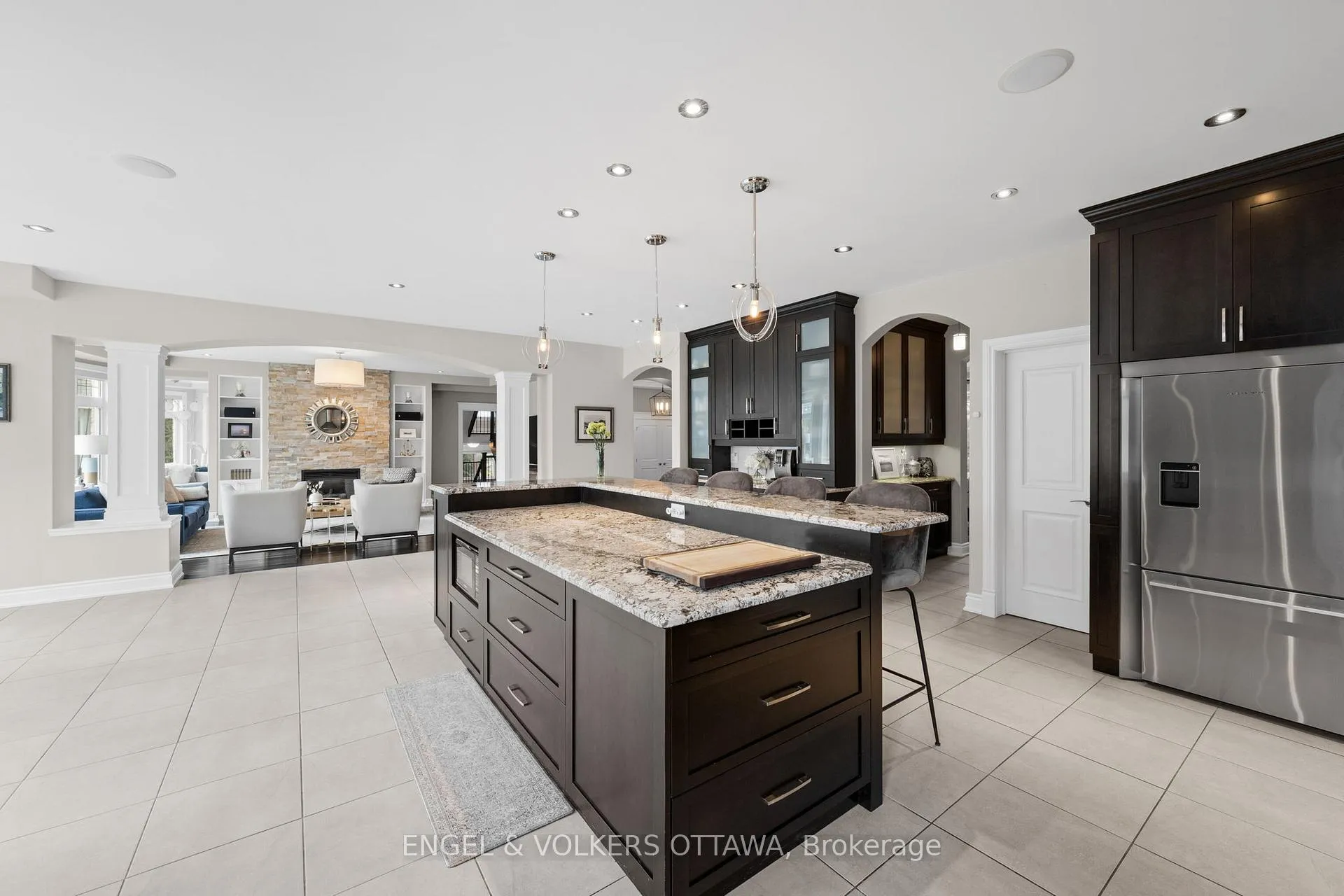 Photo 10 of 5796 Longhearth Way, Ottawa, Manotick East to Manotick Station — HOMEH
