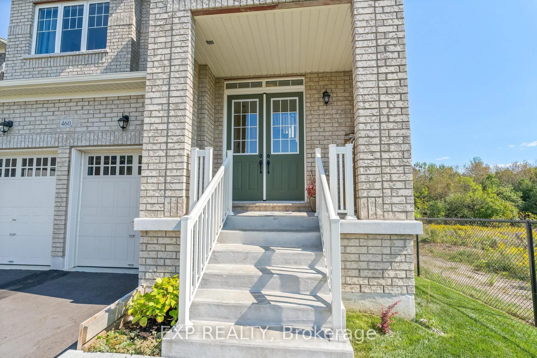 Photo 2 of 460 Black Cherry Crescent, Shelburne — HOMEH