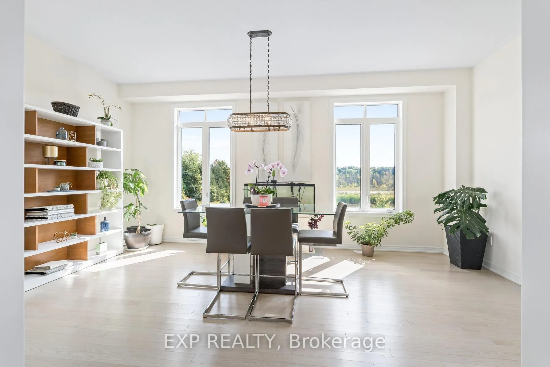 Photo 7 of 460 Black Cherry Crescent, Shelburne — HOMEH