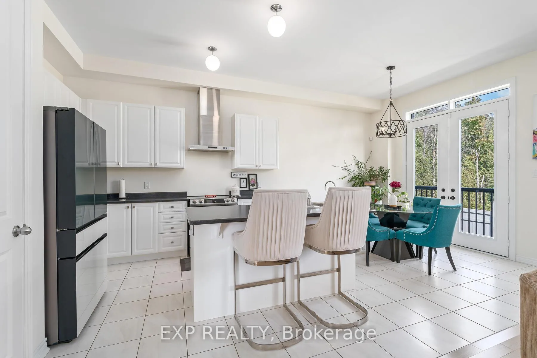 Photo 9 of 460 Black Cherry Crescent, Shelburne — HOMEH