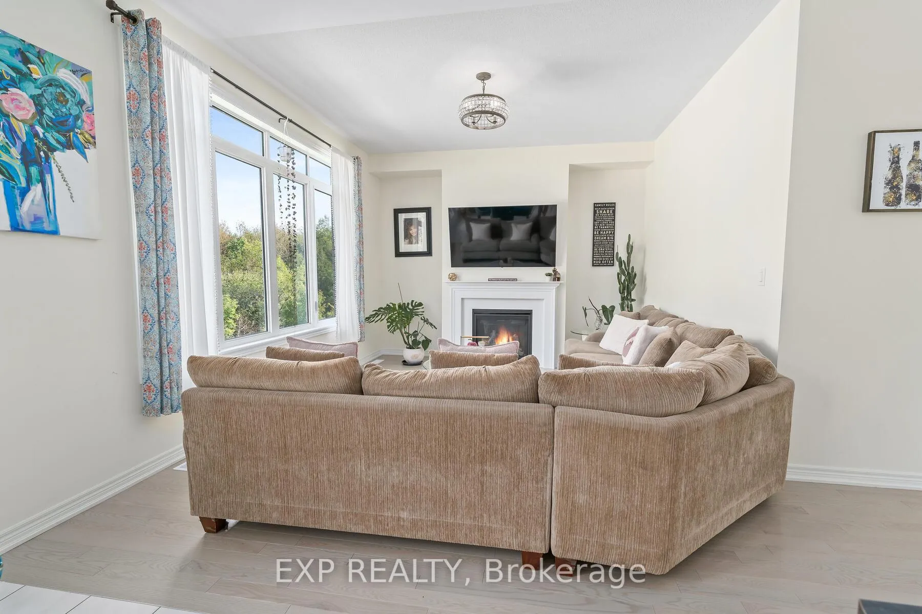 Photo 16 of 460 Black Cherry Crescent, Shelburne — HOMEH