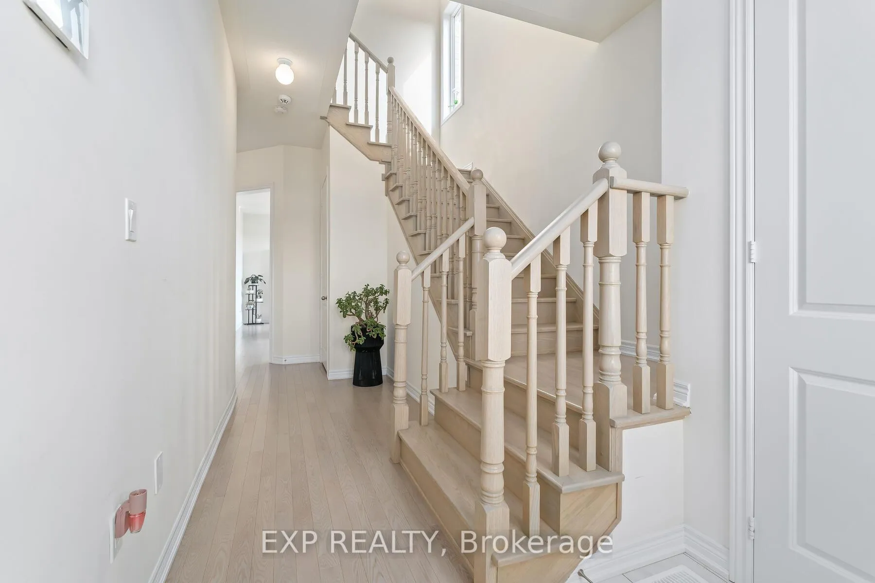 Photo 21 of 460 Black Cherry Crescent, Shelburne — HOMEH