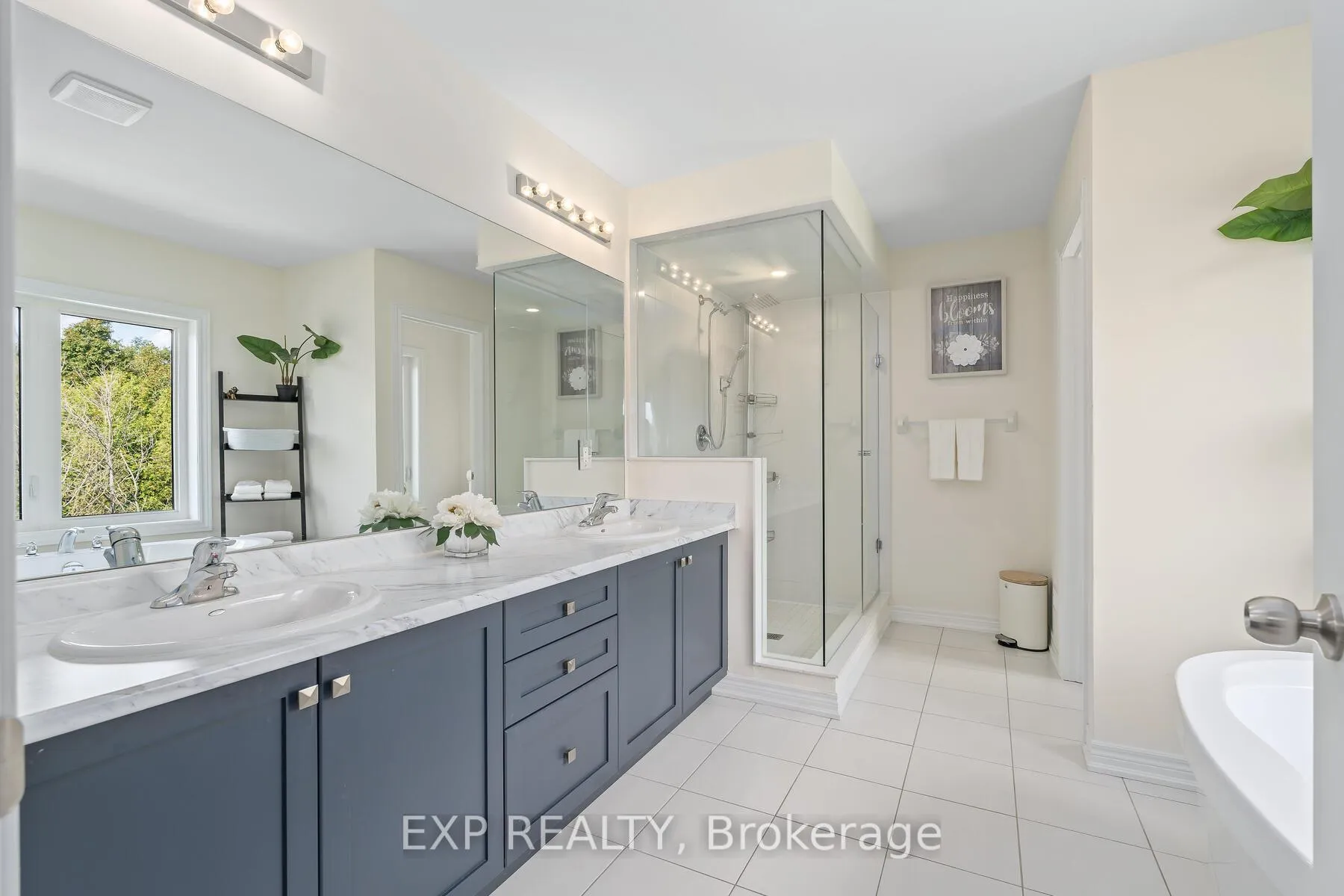 Photo 26 of 460 Black Cherry Crescent, Shelburne — HOMEH