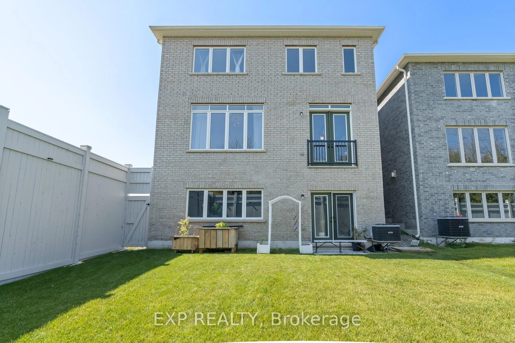 Photo 38 of 460 Black Cherry Crescent, Shelburne — HOMEH