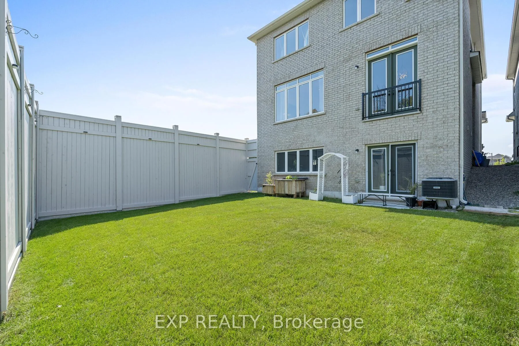 Photo 39 of 460 Black Cherry Crescent, Shelburne — HOMEH