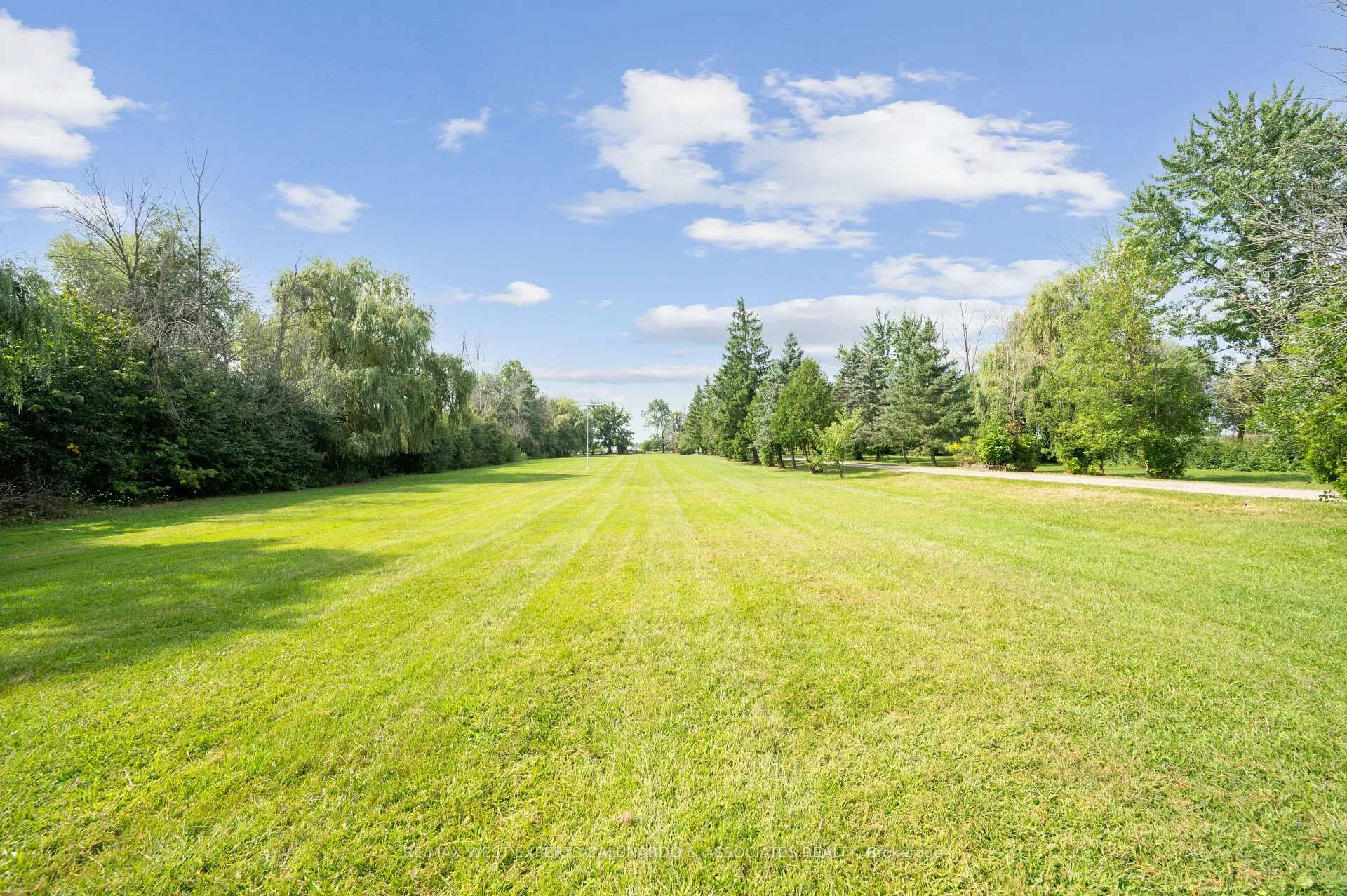 Photo 6 of 13513 Centreville Creek Road, Caledon, Rural Caledon — HOMEH