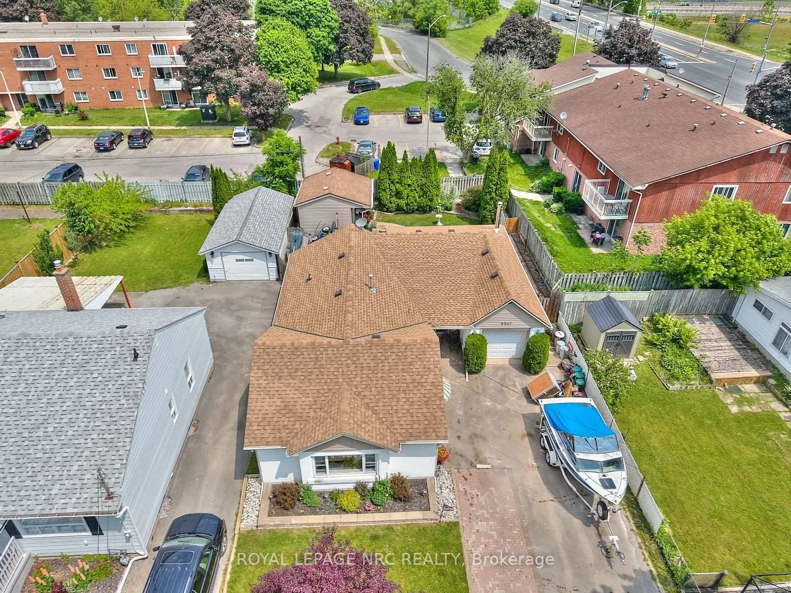 Photo 2 of 6947 Garden Street, Niagara Falls, Hospital — HOMEH