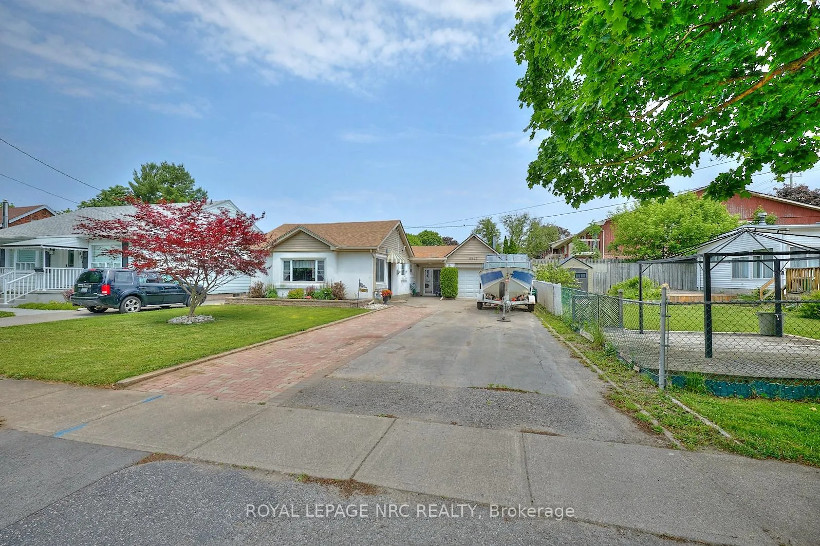 Photo 5 of 6947 Garden Street, Niagara Falls, Hospital — HOMEH