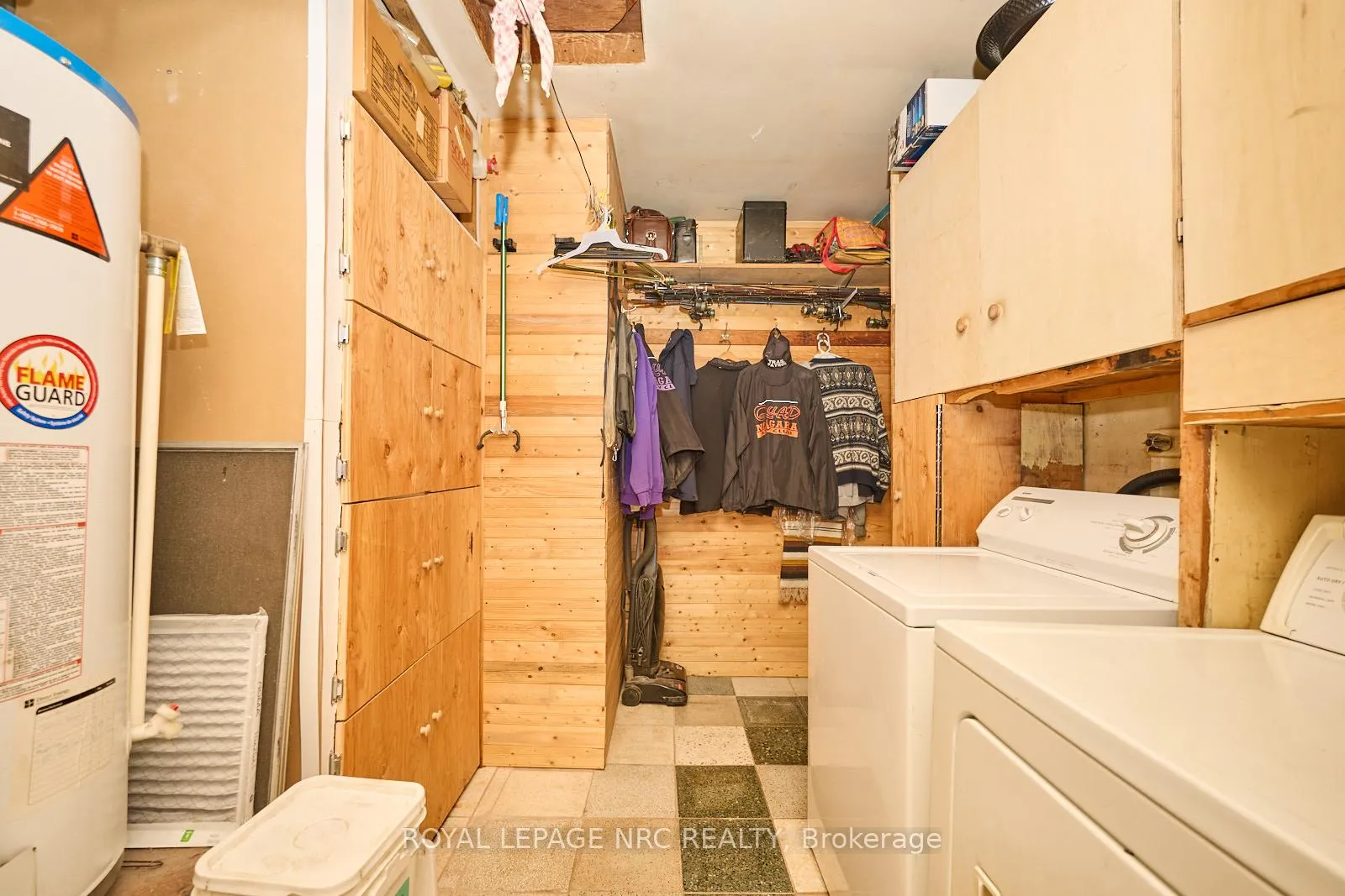 Photo 18 of 6947 Garden Street, Niagara Falls, Hospital — HOMEH