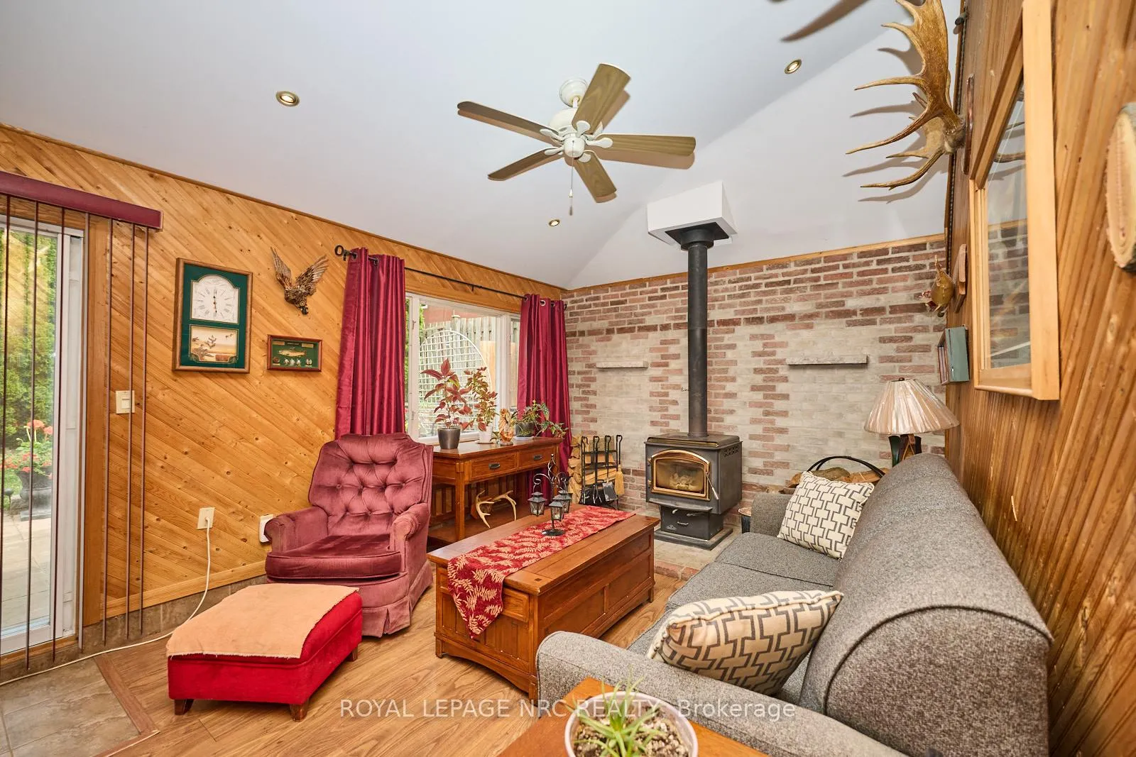 Photo 22 of 6947 Garden Street, Niagara Falls, Hospital — HOMEH