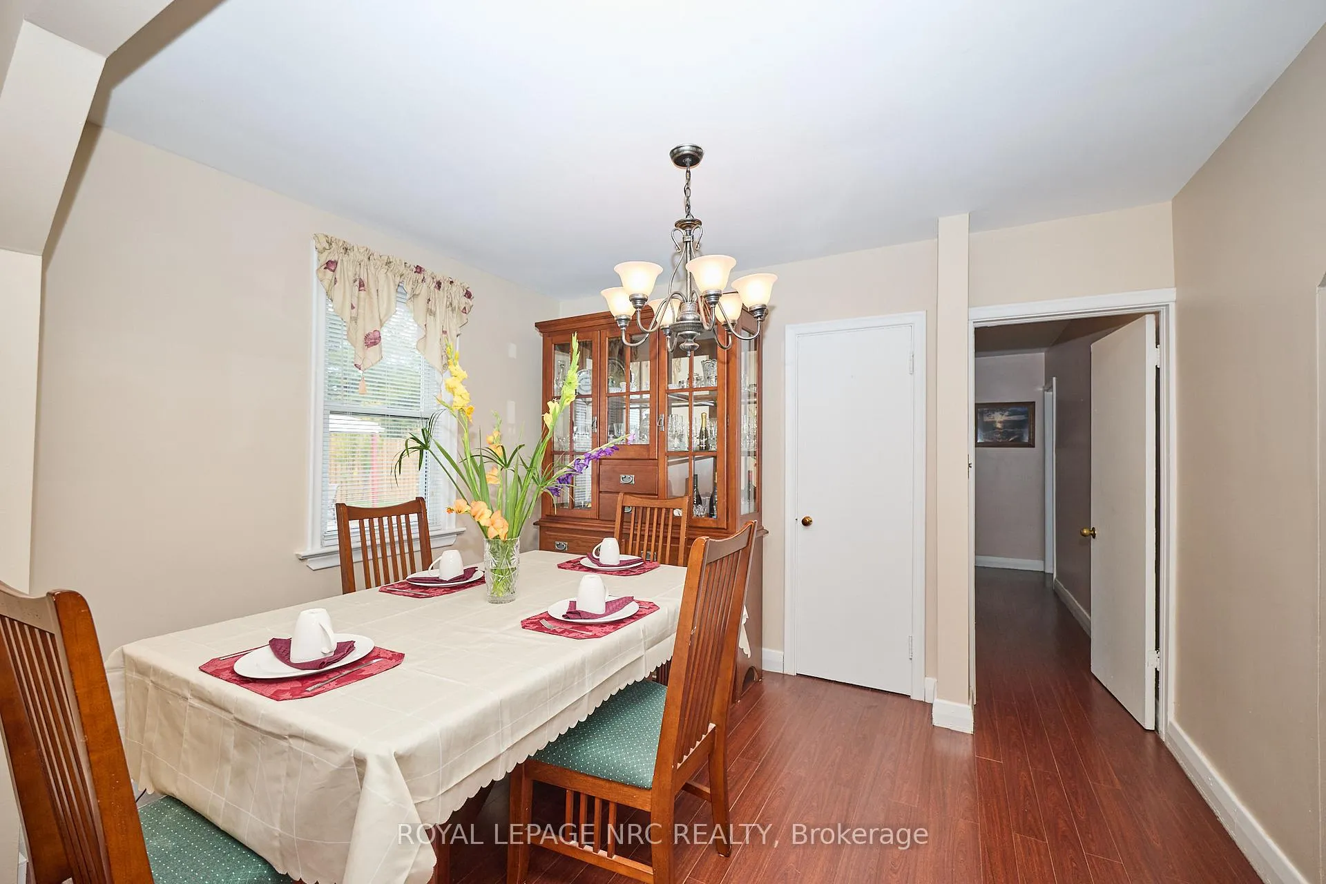 Photo 25 of 6947 Garden Street, Niagara Falls, Hospital — HOMEH