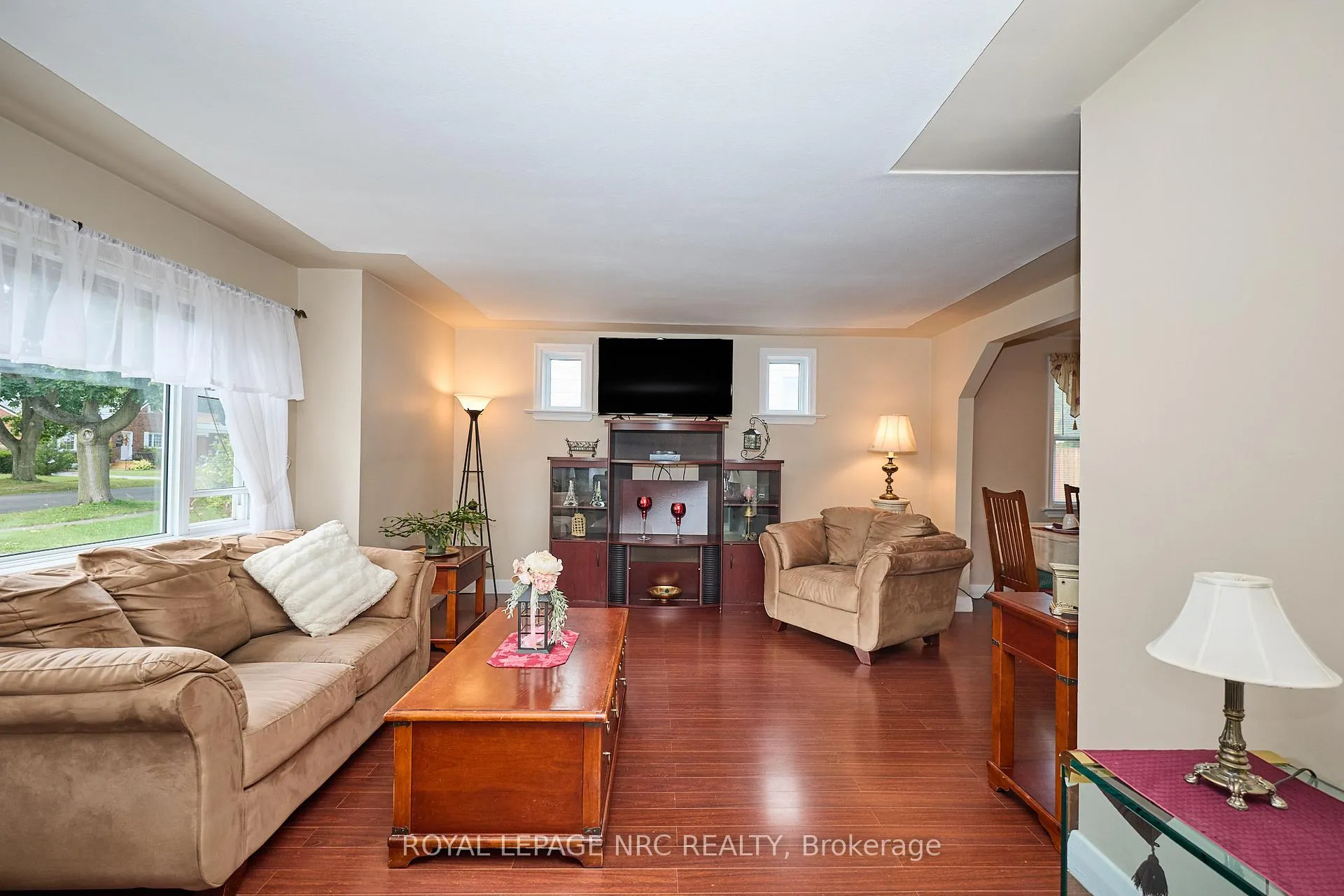 Photo 26 of 6947 Garden Street, Niagara Falls, Hospital — HOMEH