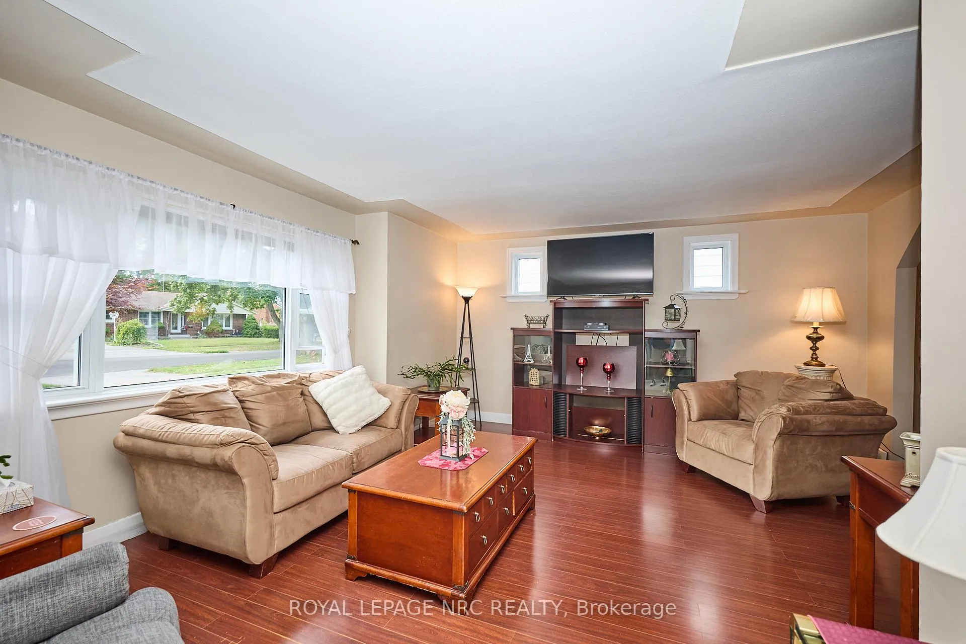 Photo 27 of 6947 Garden Street, Niagara Falls, Hospital — HOMEH