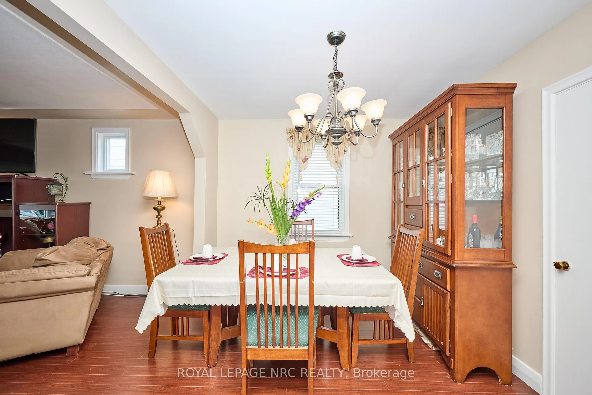 Photo 30 of 6947 Garden Street, Niagara Falls, Hospital — HOMEH
