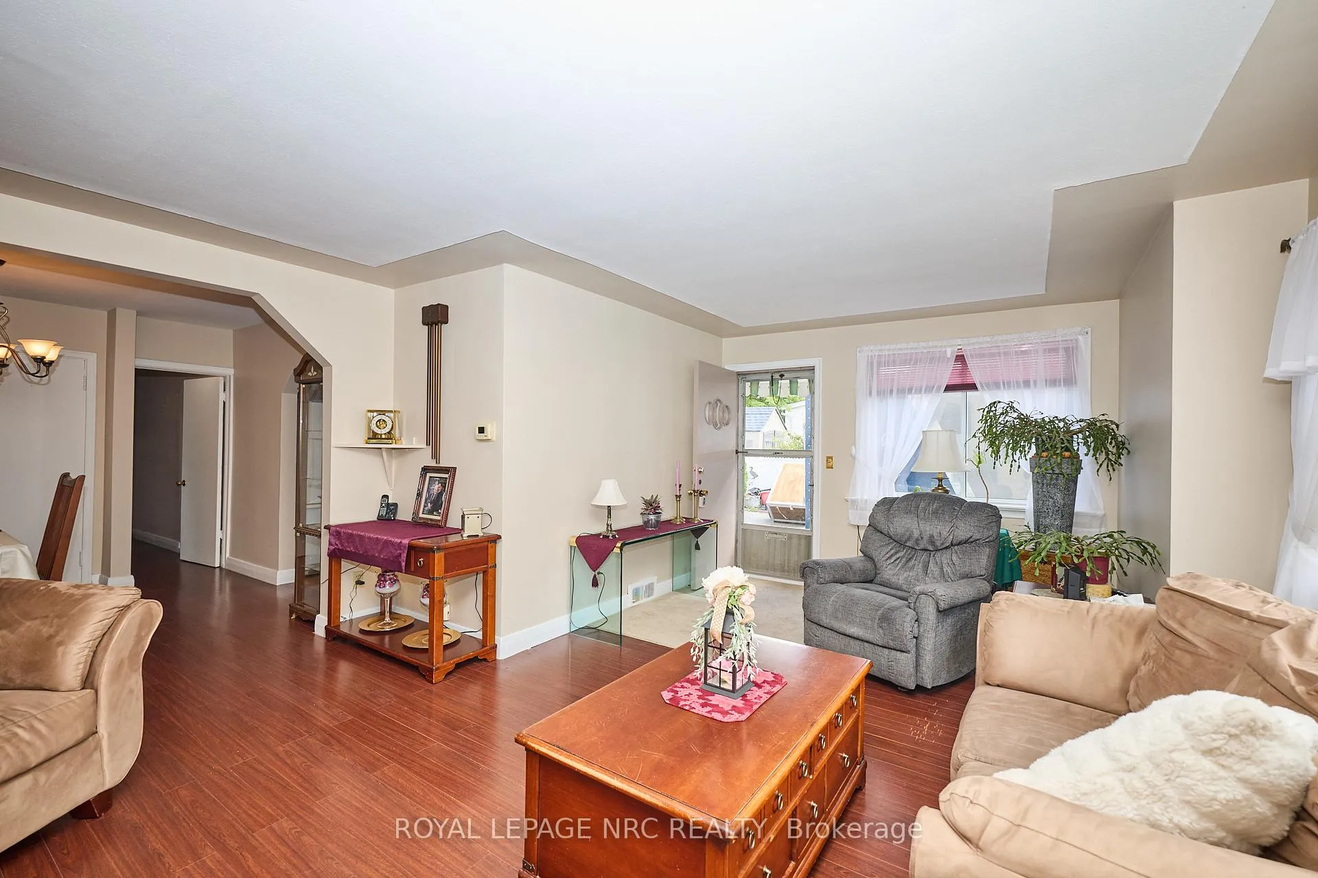 Photo 31 of 6947 Garden Street, Niagara Falls, Hospital — HOMEH