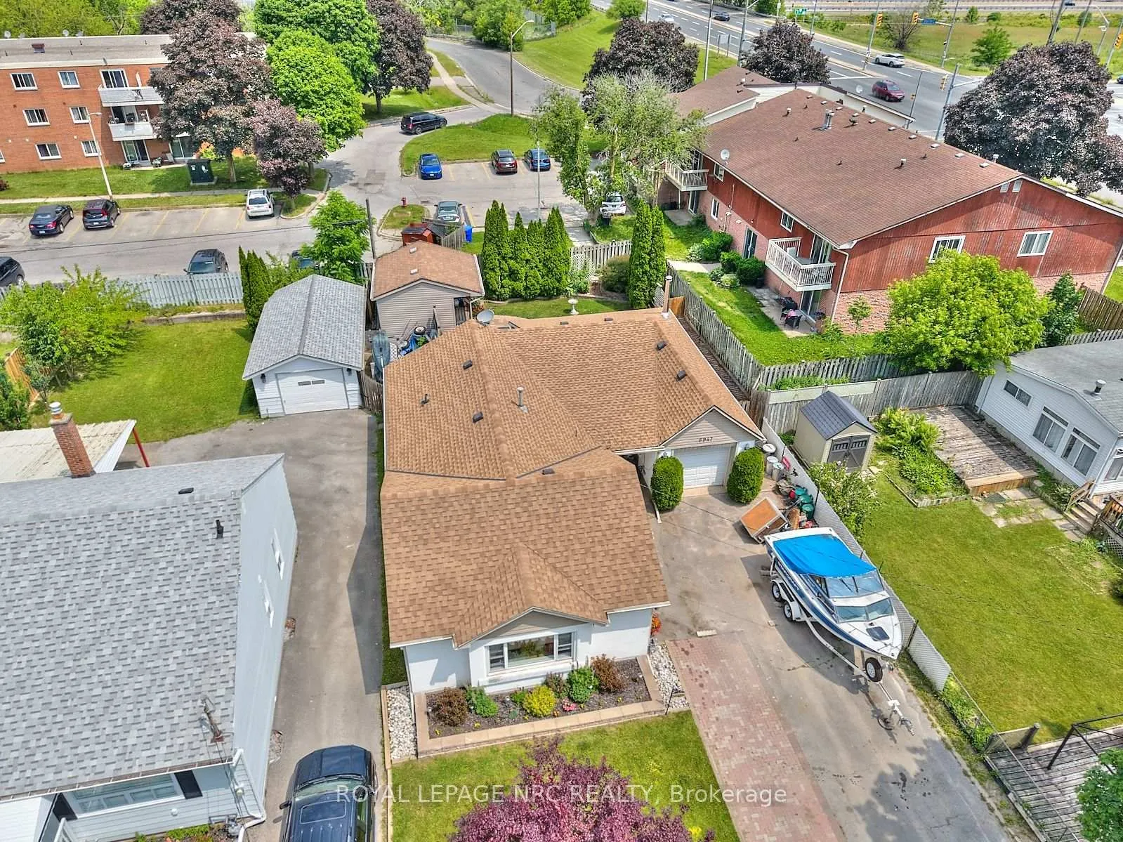 Photo 33 of 6947 Garden Street, Niagara Falls, Hospital — HOMEH
