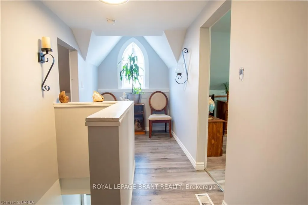 Photo 14 of 266 13th Concession Road, Brant, Oakland — HOMEH