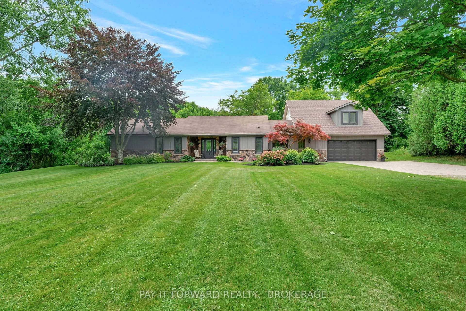 Photo 1 of 3976 Powerline Road W, Hamilton, Ancaster — HOMEH