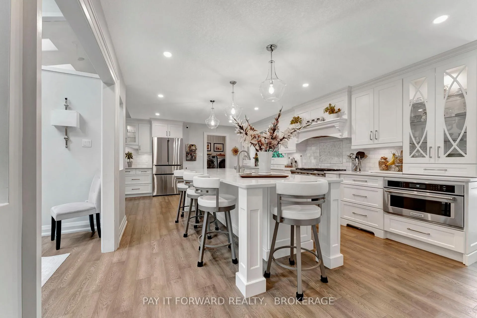 Photo 3 of 3976 Powerline Road W, Hamilton, Ancaster — HOMEH