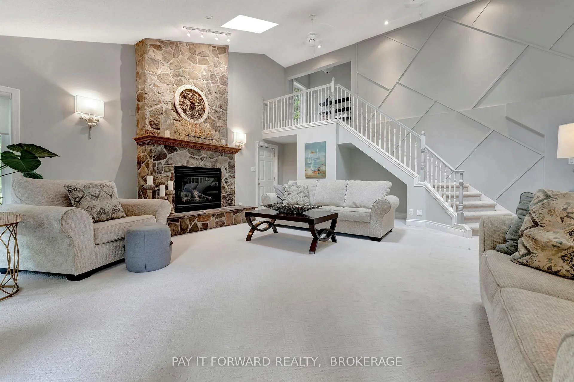 Photo 6 of 3976 Powerline Road W, Hamilton, Ancaster — HOMEH