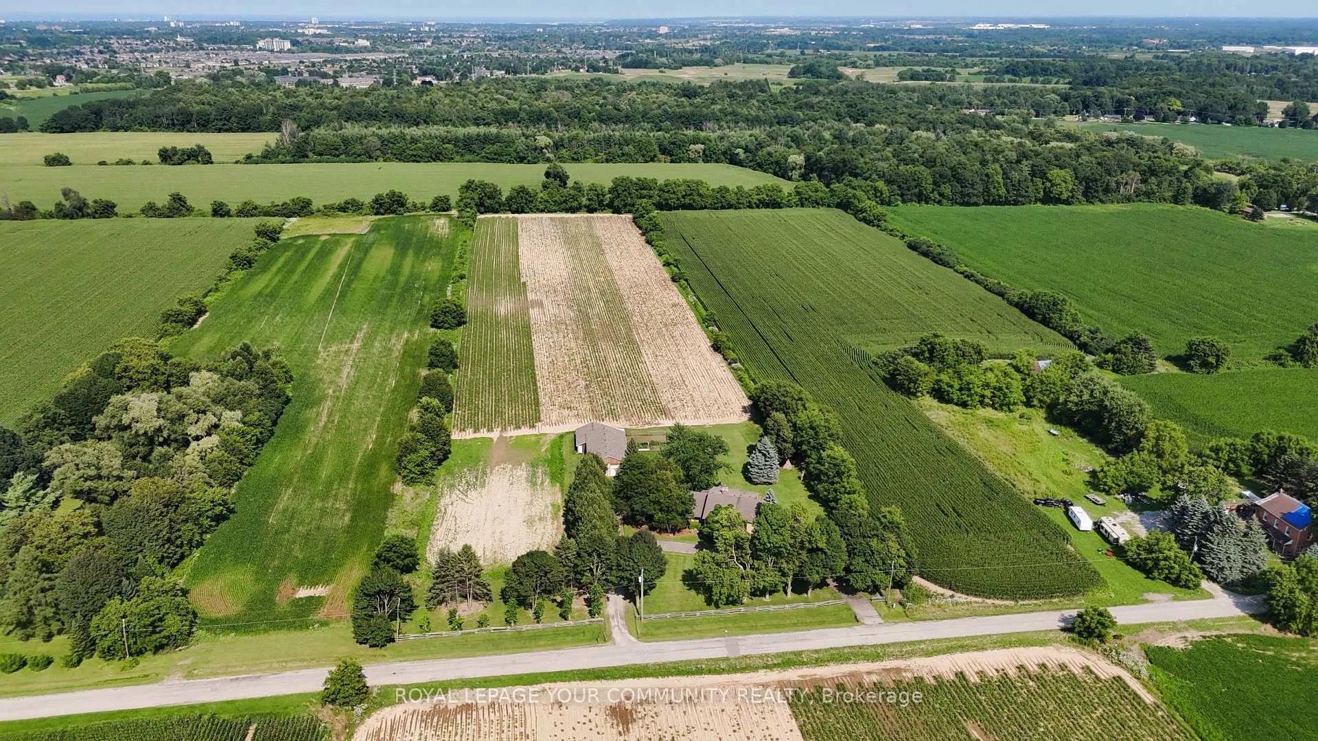 Photo 6 of 879 Smith Road, Hamilton, Ancaster — HOMEH