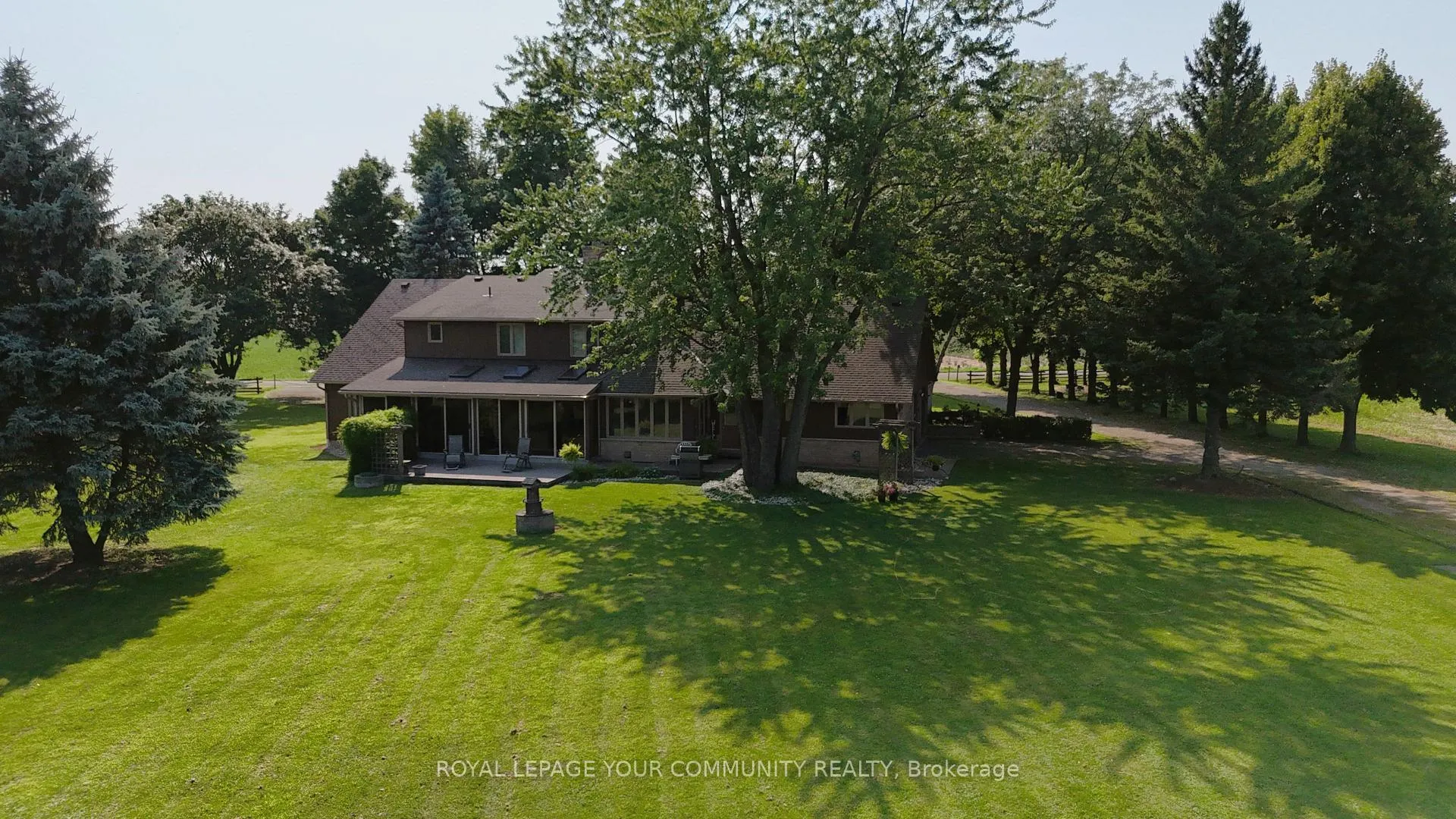 Photo 25 of 879 Smith Road, Hamilton, Ancaster — HOMEH