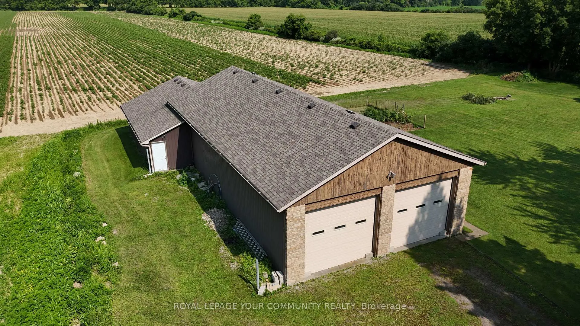 Photo 27 of 879 Smith Road, Hamilton, Ancaster — HOMEH