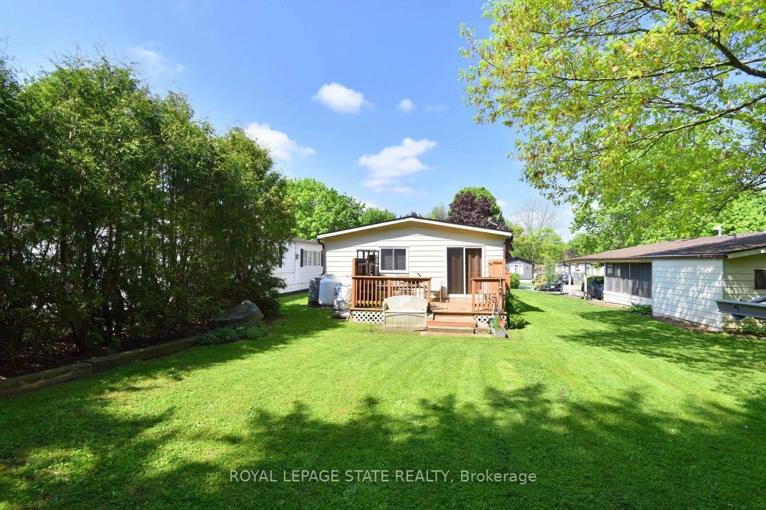 Photo 22 of 147 Maple Crescent, Hamilton, Rural Flamborough — HOMEH
