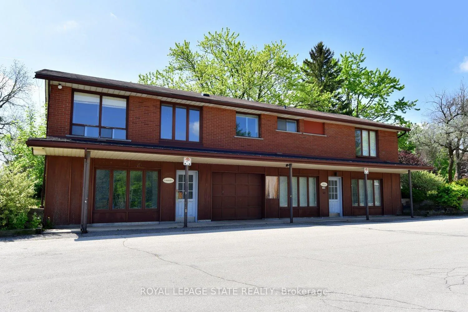 Photo 25 of 147 Maple Crescent, Hamilton, Rural Flamborough — HOMEH
