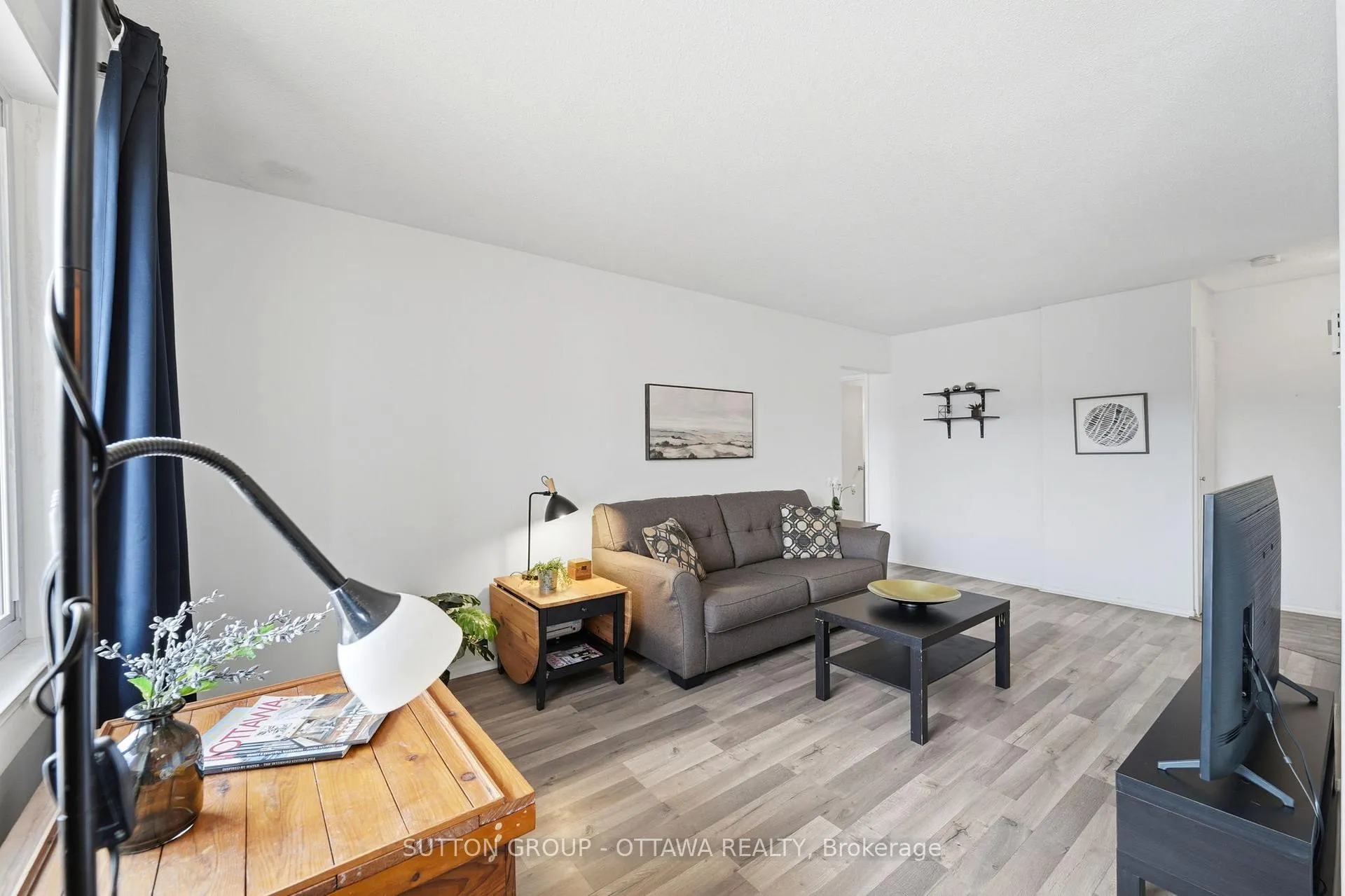 Photo 7 of Unit 308B, 2041 Arrowsmith Drive, Ottawa, Beacon Hill South — HOMEH