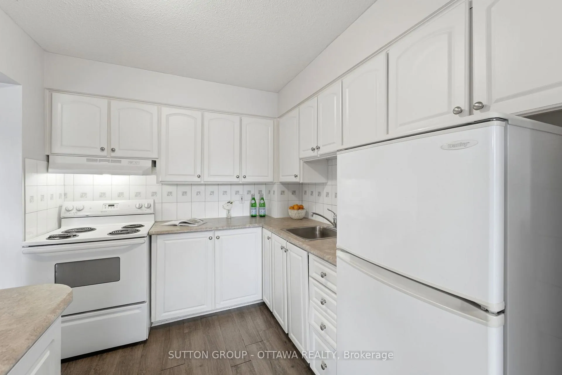 Photo 12 of Unit 308B, 2041 Arrowsmith Drive, Ottawa, Beacon Hill South — HOMEH