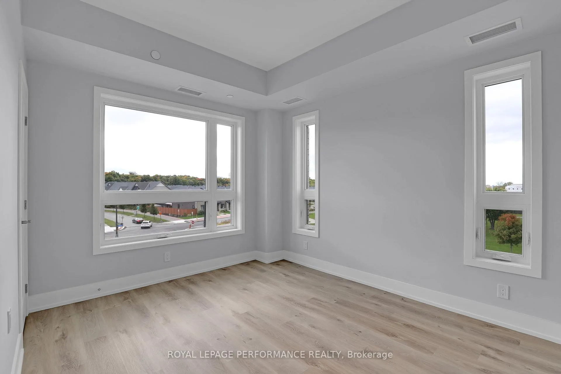 Photo 10 of Unit 320, 397 Codd'S Road, Ottawa, CFB Rockcliffe and Area — HOMEH